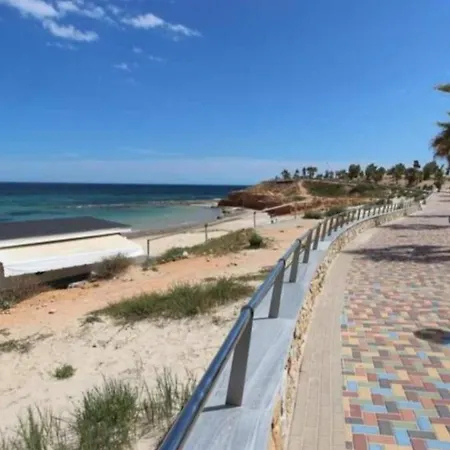 Sea View Apartment *