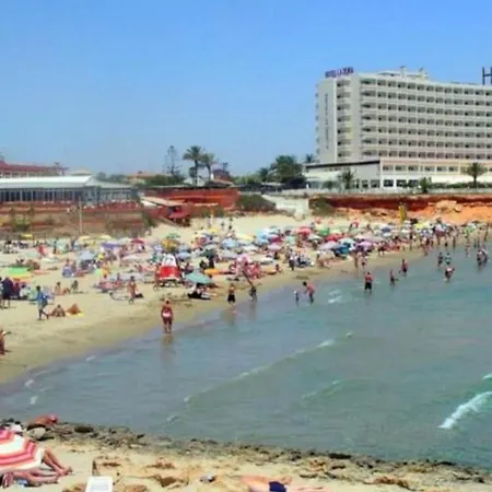 Sea View Apartment *